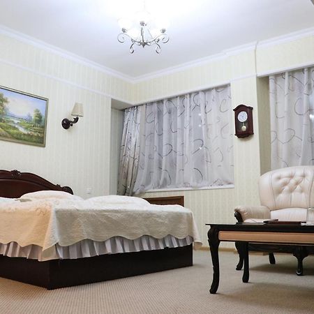 Hotel Botakoz Astana Ngoại thất bức ảnh