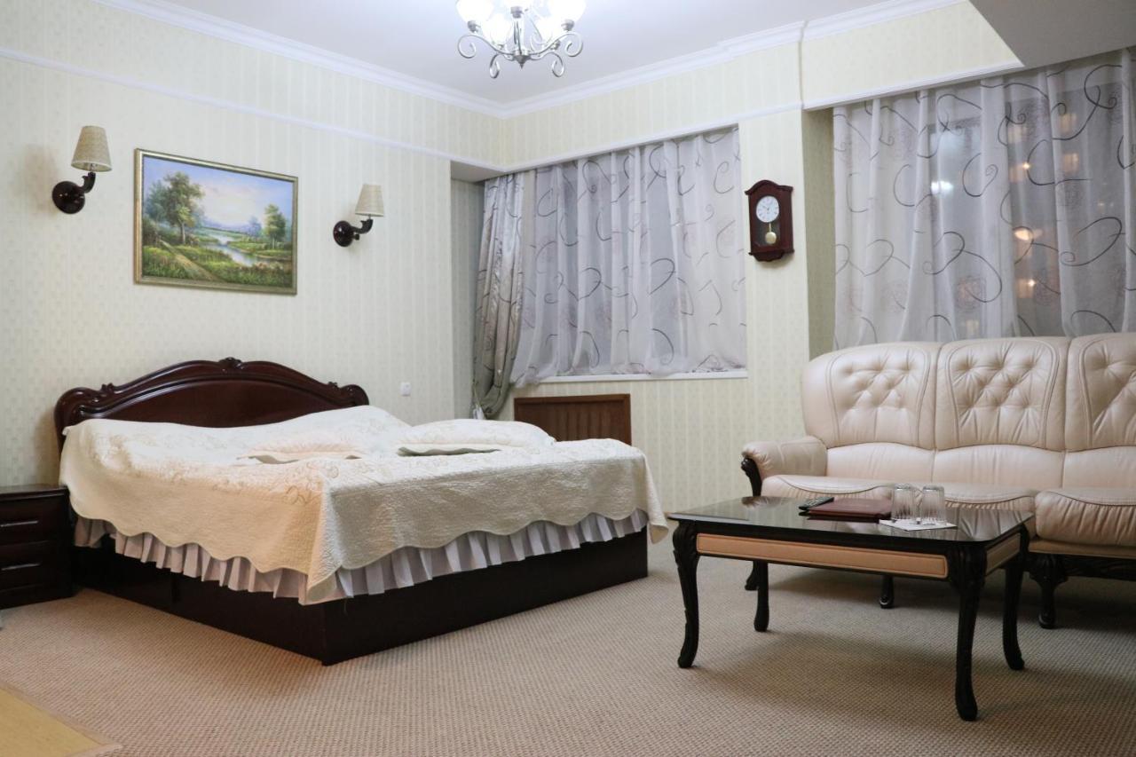 Hotel Botakoz Astana Ngoại thất bức ảnh