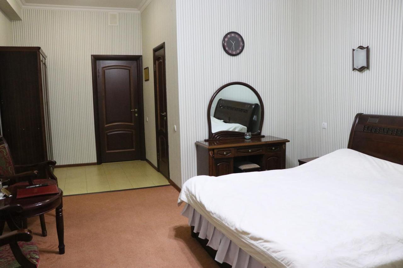 Hotel Botakoz Astana Ngoại thất bức ảnh