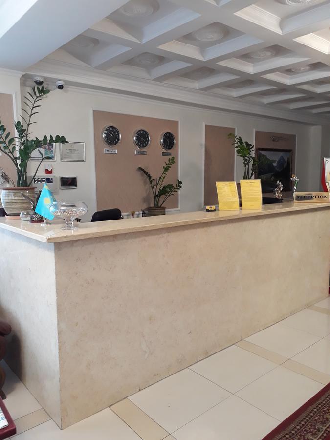 Hotel Botakoz Astana Ngoại thất bức ảnh
